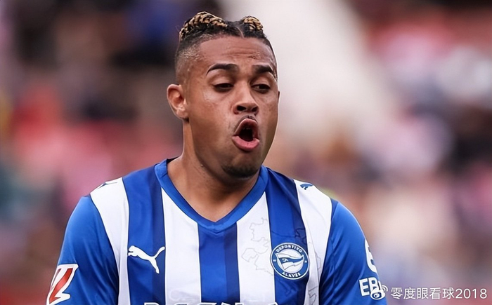 前皇马7号彻底沉沦，4年西甲颗粒无收，彻底沦为废柴，身价仅剩80万欧|马里亚诺|阿拉维斯|克里斯蒂亚诺·罗纳尔多|马里亚诺·迪亚斯|皇家马德里_新浪体育_新浪新闻